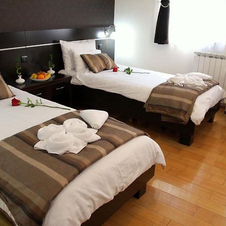 Hotel Novak Zvornik Ngoại thất bức ảnh